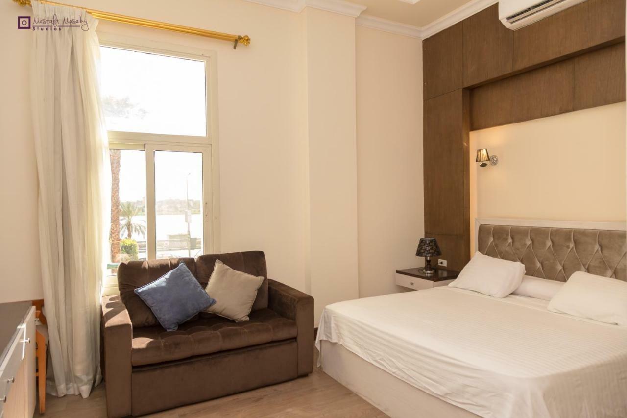 Ultra Loaloa Nile Maadi Hotel Cairo Exterior photo