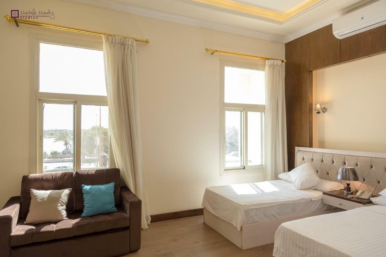 Ultra Loaloa Nile Maadi Hotel Cairo Exterior photo