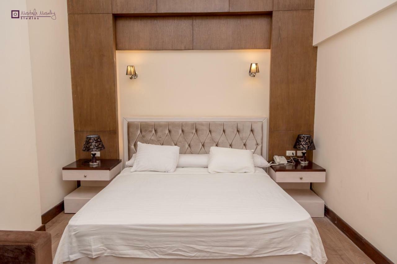 Ultra Loaloa Nile Maadi Hotel Cairo Exterior photo